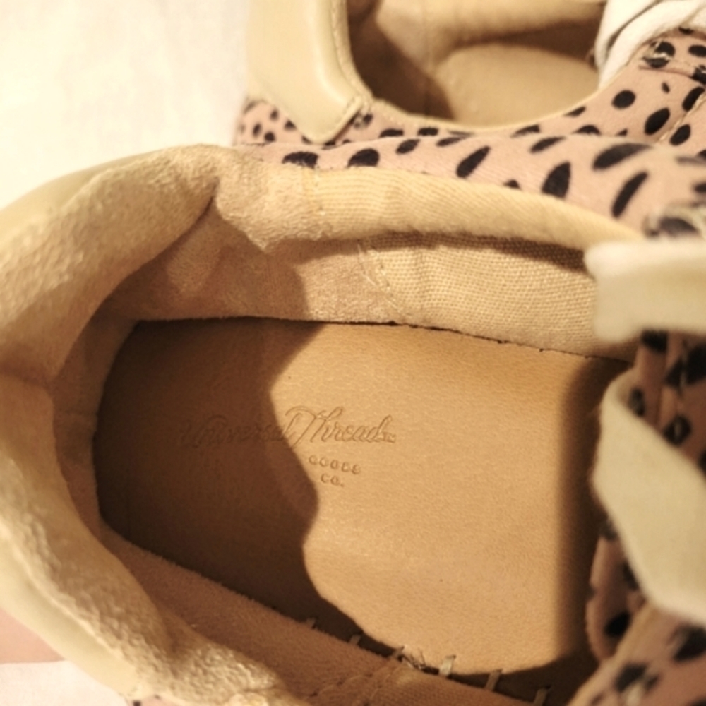 Universal Thread Shaelyn Animal Polka Dot Brown Tan Lace Up Casual Sneakers EUC - Picture 5 of 7